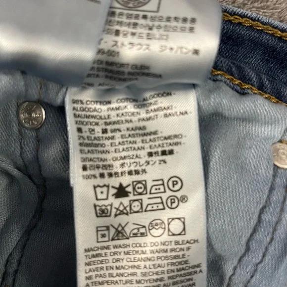 Levi's Men's Blue Jeans - Picture 6 of 7